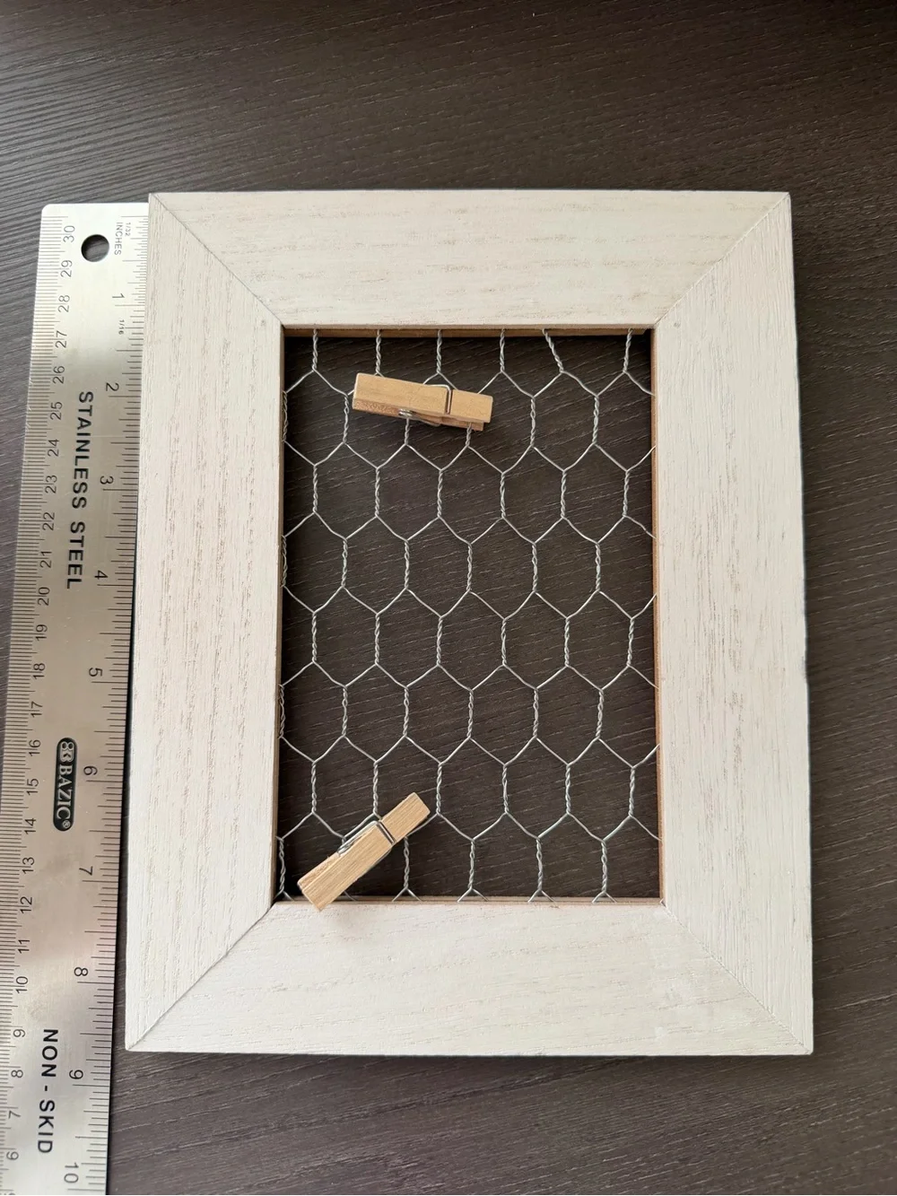Rustic White Chicken Wire Photo Frame with Clothespin Clips